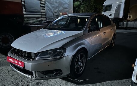 Volkswagen Passat B7, 2011 год, 620 000 рублей, 2 фотография