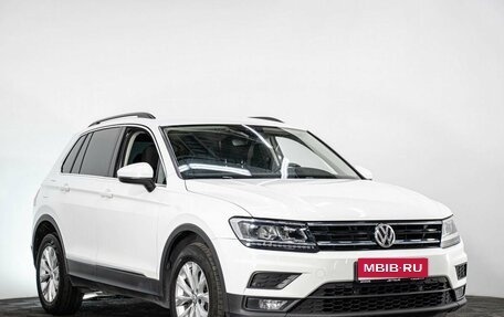 Volkswagen Tiguan II, 2018 год, 2 307 000 рублей, 3 фотография