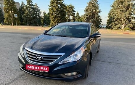 Hyundai Sonata VI, 2014 год, 1 400 000 рублей, 1 фотография