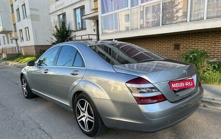 Mercedes-Benz S-Класс, 2007 год, 1 060 000 рублей, 2 фотография