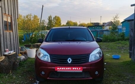 Renault Sandero I, 2010 год, 500 000 рублей, 2 фотография