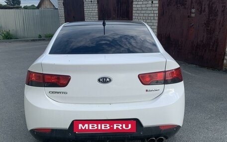 KIA Cerato III, 2010 год, 900 000 рублей, 3 фотография