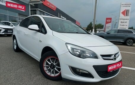 Opel Astra J, 2013 год, 1 050 000 рублей, 1 фотография