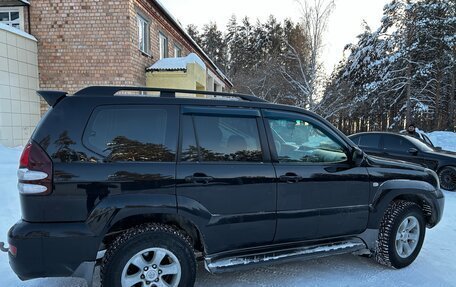 Toyota Land Cruiser Prado 120 рестайлинг, 2007 год, 2 350 000 рублей, 2 фотография