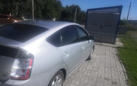 Toyota Prius, 2007 год, 850 000 рублей, 4 фотография