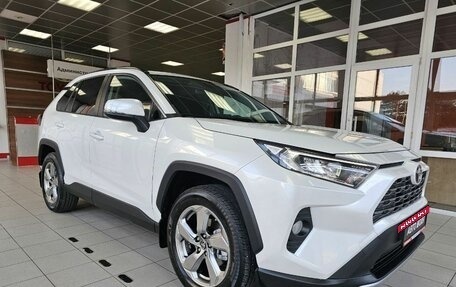 Toyota RAV4, 2020 год, 3 749 000 рублей, 6 фотография