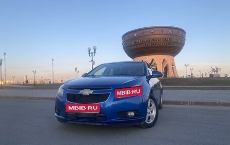 Chevrolet Cruze II, 2011 год, 780 000 рублей, 3 фотография