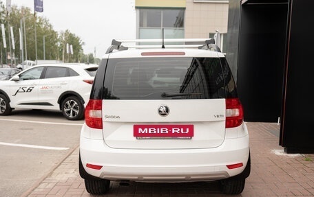 Skoda Yeti I рестайлинг, 2014 год, 1 057 000 рублей, 4 фотография