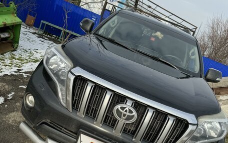 Toyota Land Cruiser Prado 150 рестайлинг 2, 2014 год, 3 550 000 рублей, 1 фотография