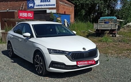 Skoda Octavia IV, 2021 год, 2 600 000 рублей, 2 фотография