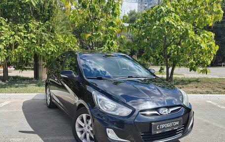 Hyundai Solaris II рестайлинг, 2011 год, 790 000 рублей, 2 фотография