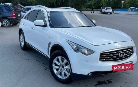 Infiniti FX II, 2011 год, 1 680 000 рублей, 1 фотография