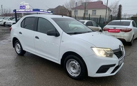 Renault Logan II, 2019 год, 850 000 рублей, 3 фотография