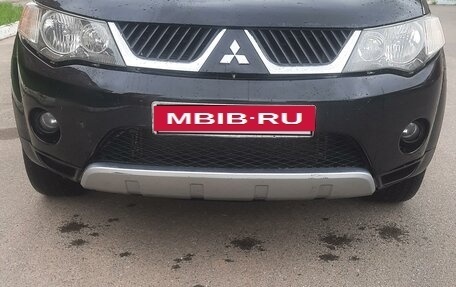 Mitsubishi Outlander III рестайлинг 3, 2008 год, 1 090 000 рублей, 2 фотография