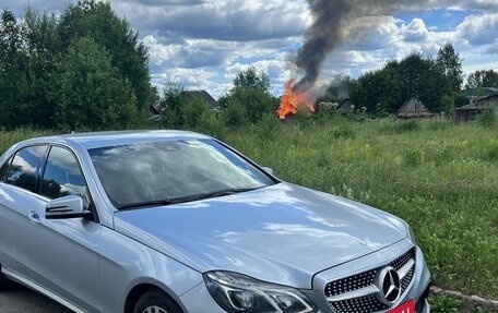 Mercedes-Benz E-Класс, 2013 год, 2 000 000 рублей, 2 фотография