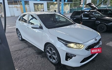 KIA cee'd III, 2018 год, 1 850 000 рублей, 2 фотография