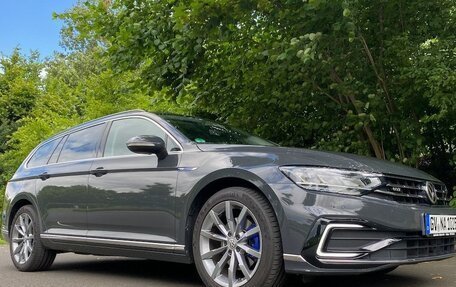 Volkswagen Passat B8 рестайлинг, 2020 год, 2 050 000 рублей, 2 фотография