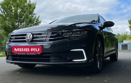 Volkswagen Passat B8 рестайлинг, 2020 год, 2 050 000 рублей, 3 фотография