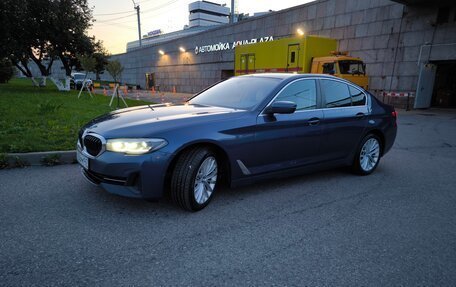 BMW 5 серия, 2021 год, 5 350 000 рублей, 2 фотография