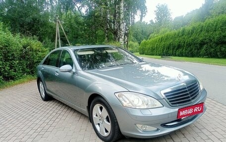 Mercedes-Benz S-Класс, 2007 год, 2 000 000 рублей, 3 фотография