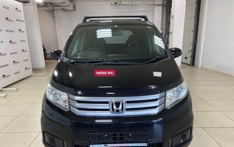 Honda Freed I, 2011 год, 999 000 рублей, 3 фотография