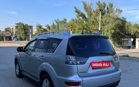 Mitsubishi Outlander III рестайлинг 3, 2010 год, 1 250 000 рублей, 1 фотография