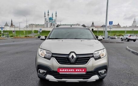 Renault Sandero II рестайлинг, 2019 год, 1 290 000 рублей, 2 фотография