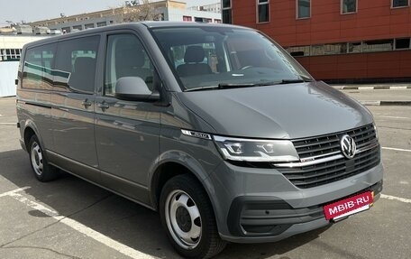 Volkswagen Caravelle T6 рестайлинг, 2019 год, 5 680 000 рублей, 2 фотография