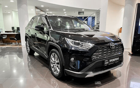 Toyota RAV4, 2021 год, 4 599 000 рублей, 2 фотография