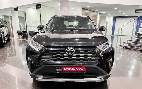 Toyota RAV4, 2021 год, 4 599 000 рублей, 1 фотография