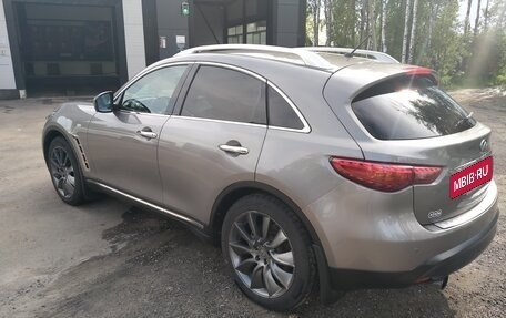 Infiniti FX II, 2010 год, 1 780 000 рублей, 7 фотография