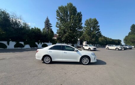 Toyota Camry, 2014 год, 2 100 000 рублей, 4 фотография