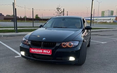 BMW 3 серия, 2006 год, 905 000 рублей, 3 фотография