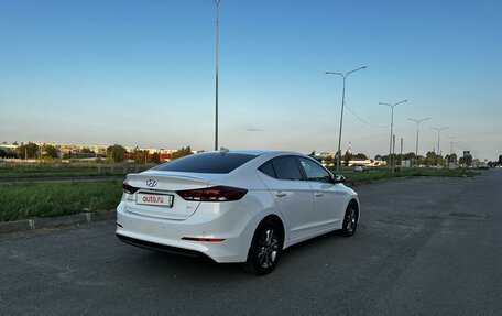 Hyundai Elantra VI рестайлинг, 2018 год, 1 690 000 рублей, 5 фотография