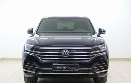 Volkswagen Touareg III, 2018 год, 4 700 000 рублей, 2 фотография