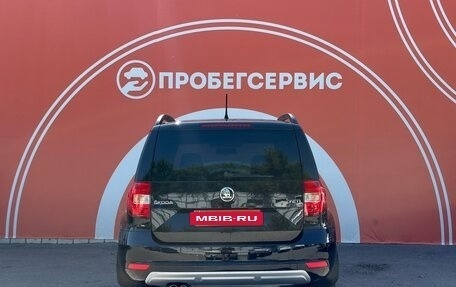 Skoda Yeti I рестайлинг, 2014 год, 1 380 000 рублей, 5 фотография