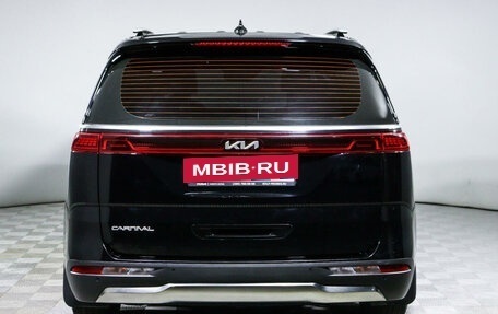 KIA Carnival, 2022 год, 4 800 000 рублей, 6 фотография