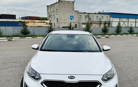 KIA cee'd III, 2019 год, 2 350 000 рублей, 2 фотография