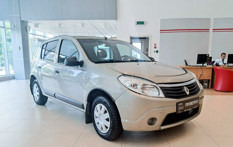 Renault Sandero I, 2011 год, 470 000 рублей, 2 фотография