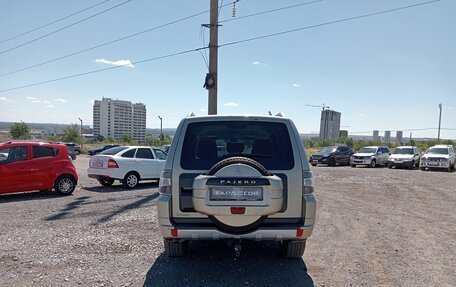 Mitsubishi Pajero IV, 2012 год, 2 240 000 рублей, 3 фотография