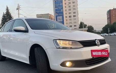 Volkswagen Jetta VI, 2013 год, 1 119 000 рублей, 7 фотография