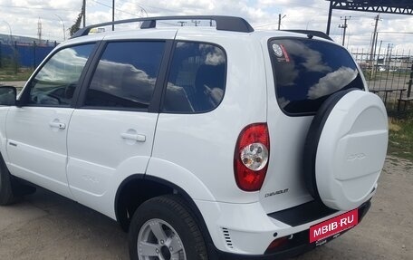 Chevrolet Niva I рестайлинг, 2019 год, 1 199 000 рублей, 3 фотография