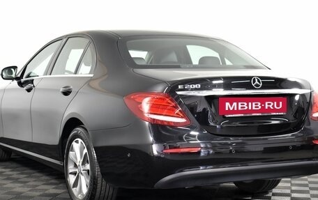 Mercedes-Benz E-Класс, 2016 год, 2 345 000 рублей, 6 фотография