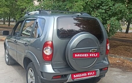 Chevrolet Niva I рестайлинг, 2012 год, 650 000 рублей, 2 фотография