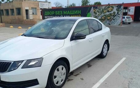 Skoda Octavia, 2017 год, 1 170 000 рублей, 2 фотография