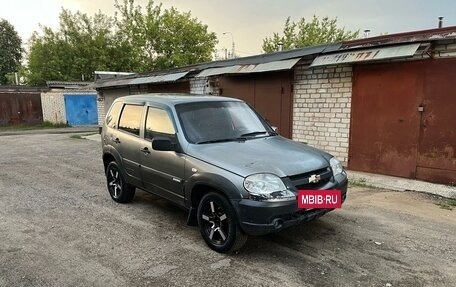 Chevrolet Niva I рестайлинг, 2015 год, 445 000 рублей, 3 фотография