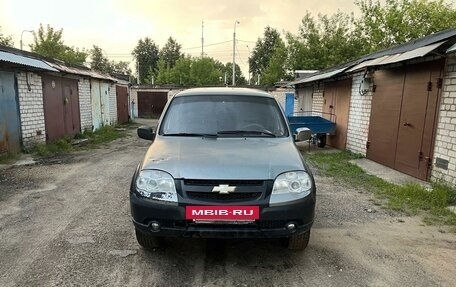 Chevrolet Niva I рестайлинг, 2015 год, 445 000 рублей, 4 фотография