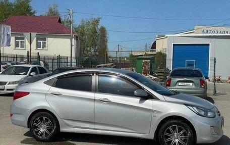 Hyundai Solaris II рестайлинг, 2011 год, 899 000 рублей, 6 фотография