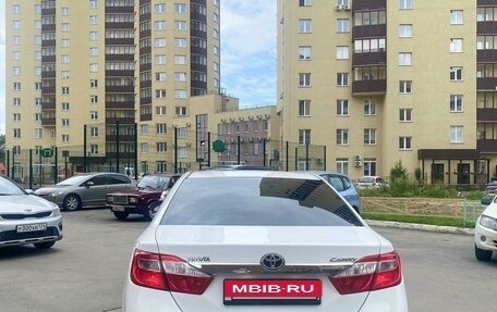 Toyota Camry, 2012 год, 1 680 000 рублей, 5 фотография