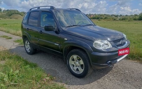 Chevrolet Niva I рестайлинг, 2011 год, 615 000 рублей, 2 фотография